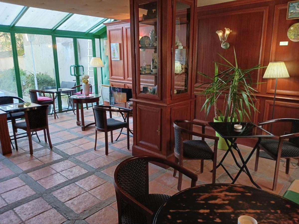 Hotel La Cognette A 25 Kilometres De Chateauroux Et 30 Kilometres De Bourges Issoudun Ngoại thất bức ảnh